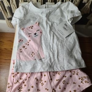 Sweet little cat outfit in 12months.